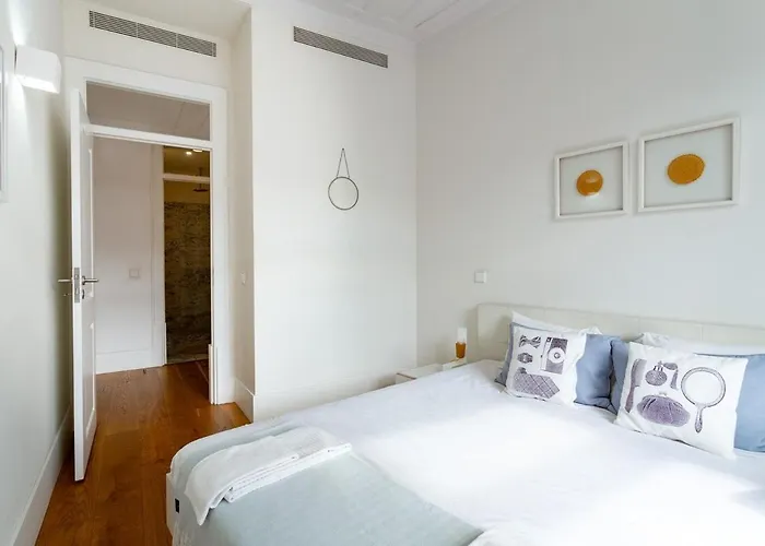 The Restauradores Collection Regal Apartmán